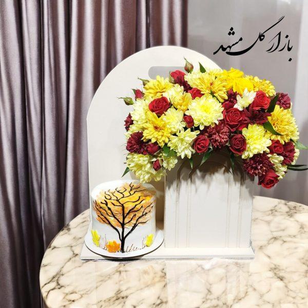 باکس گل به همراه کیک بازار گل مشهد