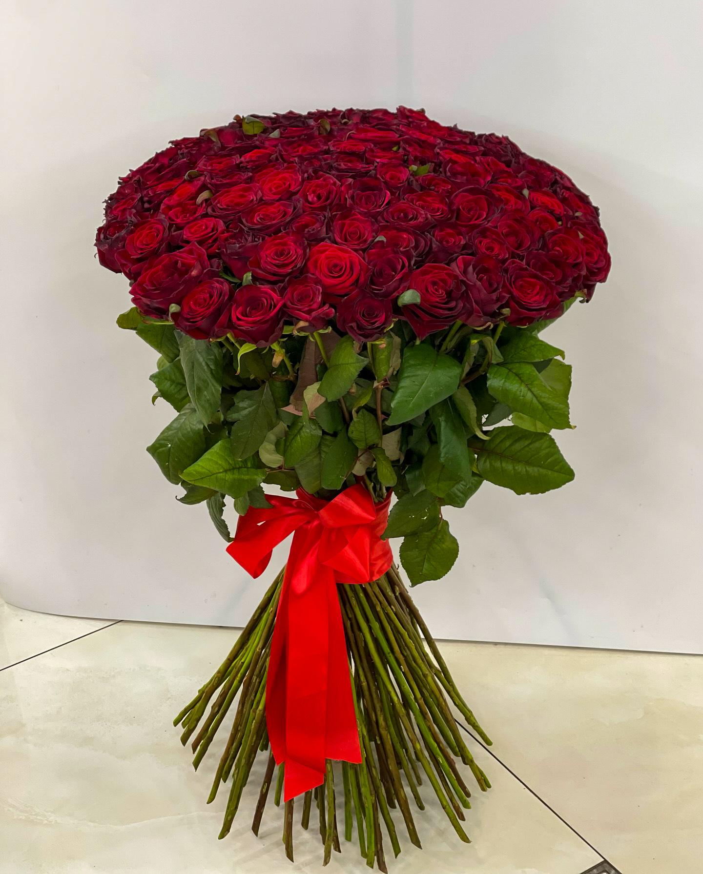 دسته گل بزرگ رز بازار گل مشهد